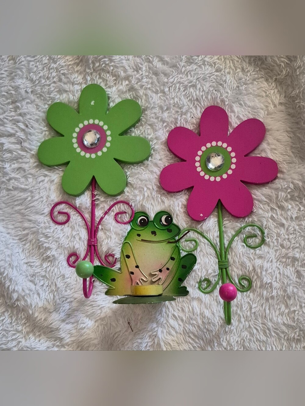 Whimsical Frog & Flower Wall Hook Set - Pink and Green